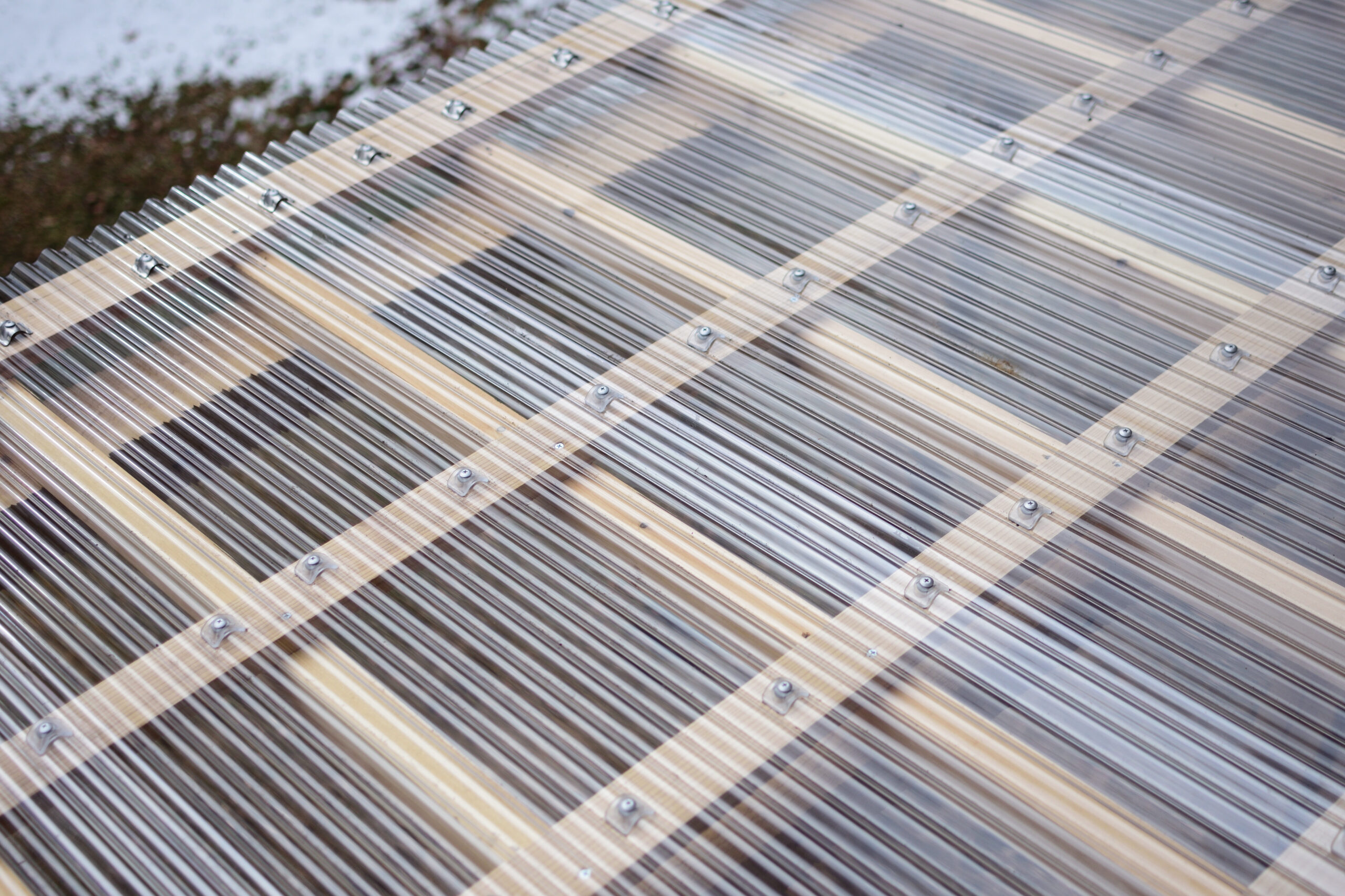 波板交換（ポリカ波板交換）