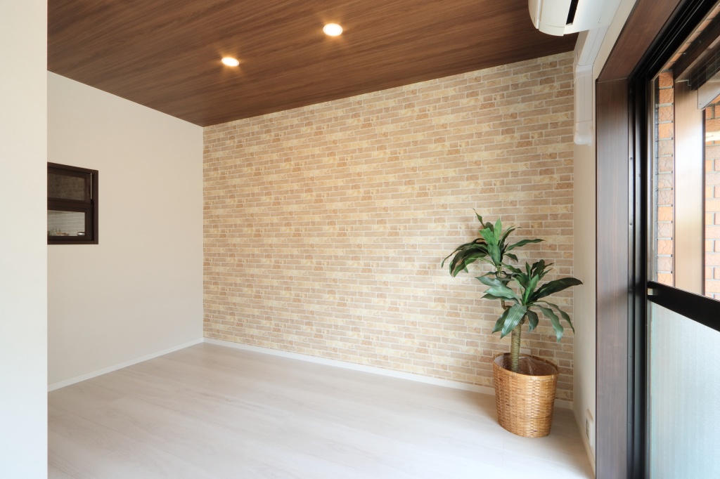 マンション6帖フローリング貼替え