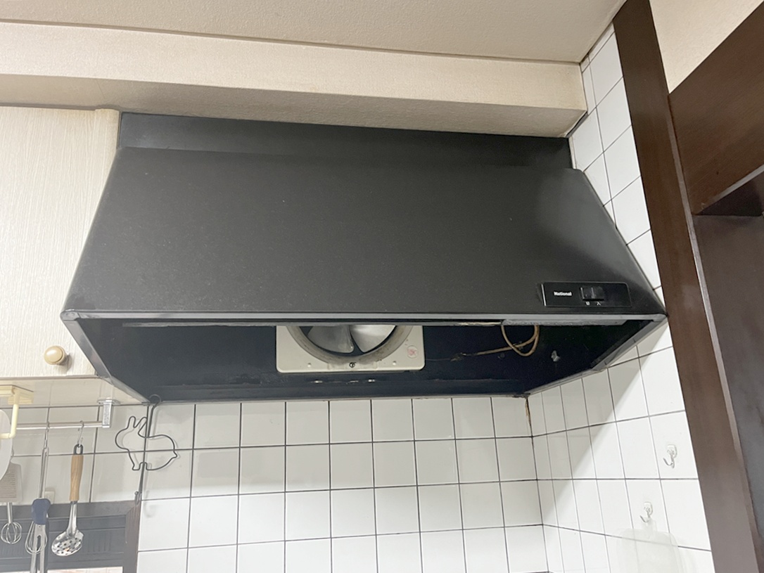 壁付プロペラファンからシロッコファンへ、お手入れのしやすさを重視した交換工事
